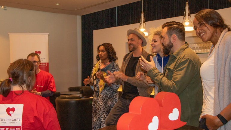 "Musical in Concert"-Darsteller treffen Herzenssache-Projekt